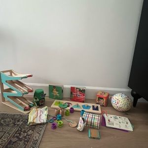 LOVEVERY “The Pioneer” play kit